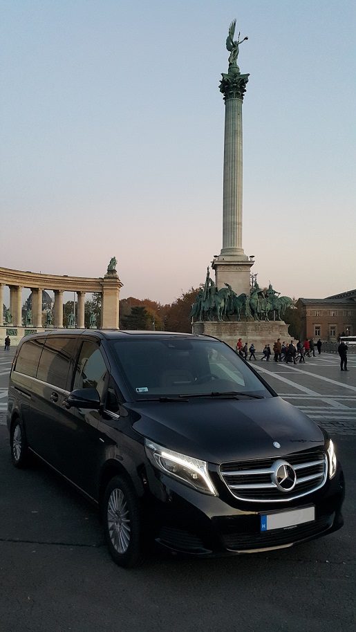 Mercedes-Benz V-Class Avantgarde chauffeur service Budapest
