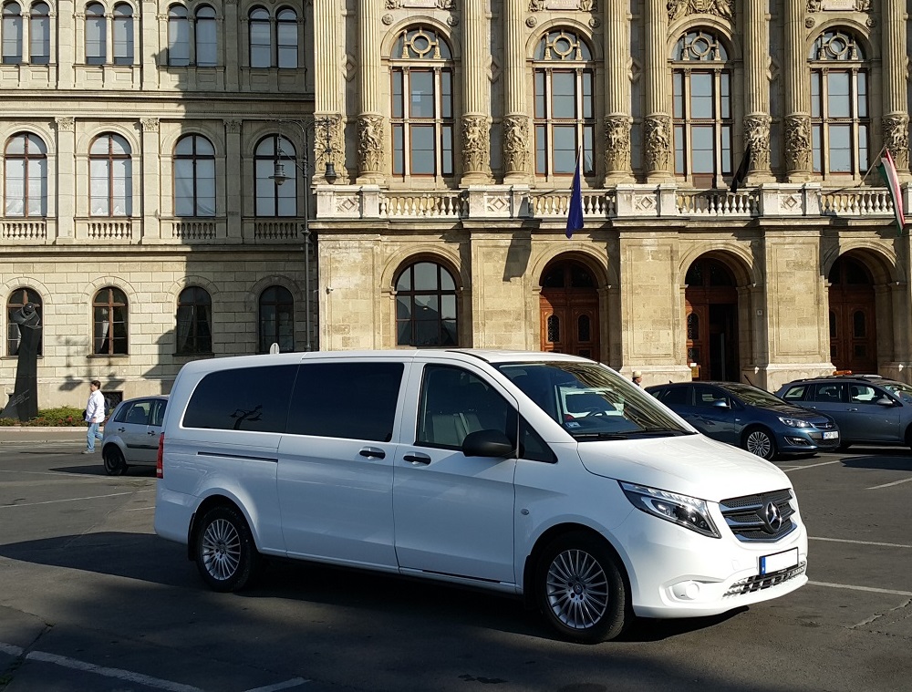 Mercedes-Benz Vito Tourer Select chauffeur service Budapest